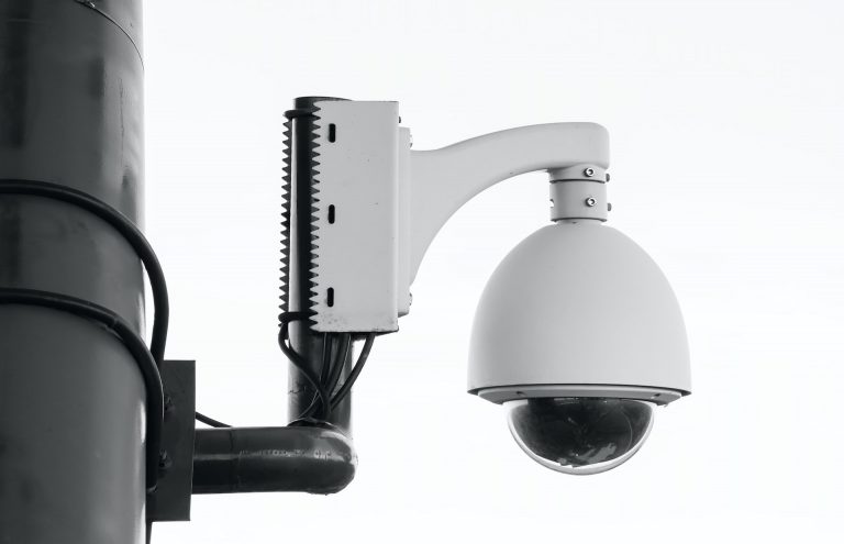 avantages inconvenients camera surveillance